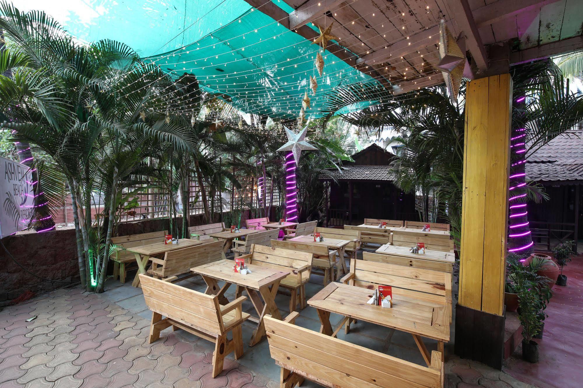 Treebo Trend Ashwem Beach Resort Goa Мандрем Экстерьер фото