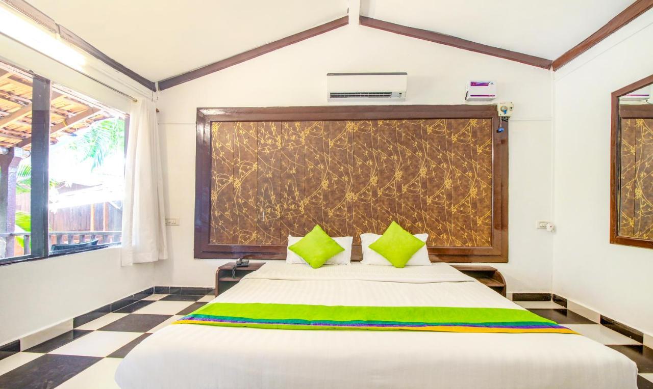 Treebo Trend Ashwem Beach Resort Goa Мандрем Экстерьер фото