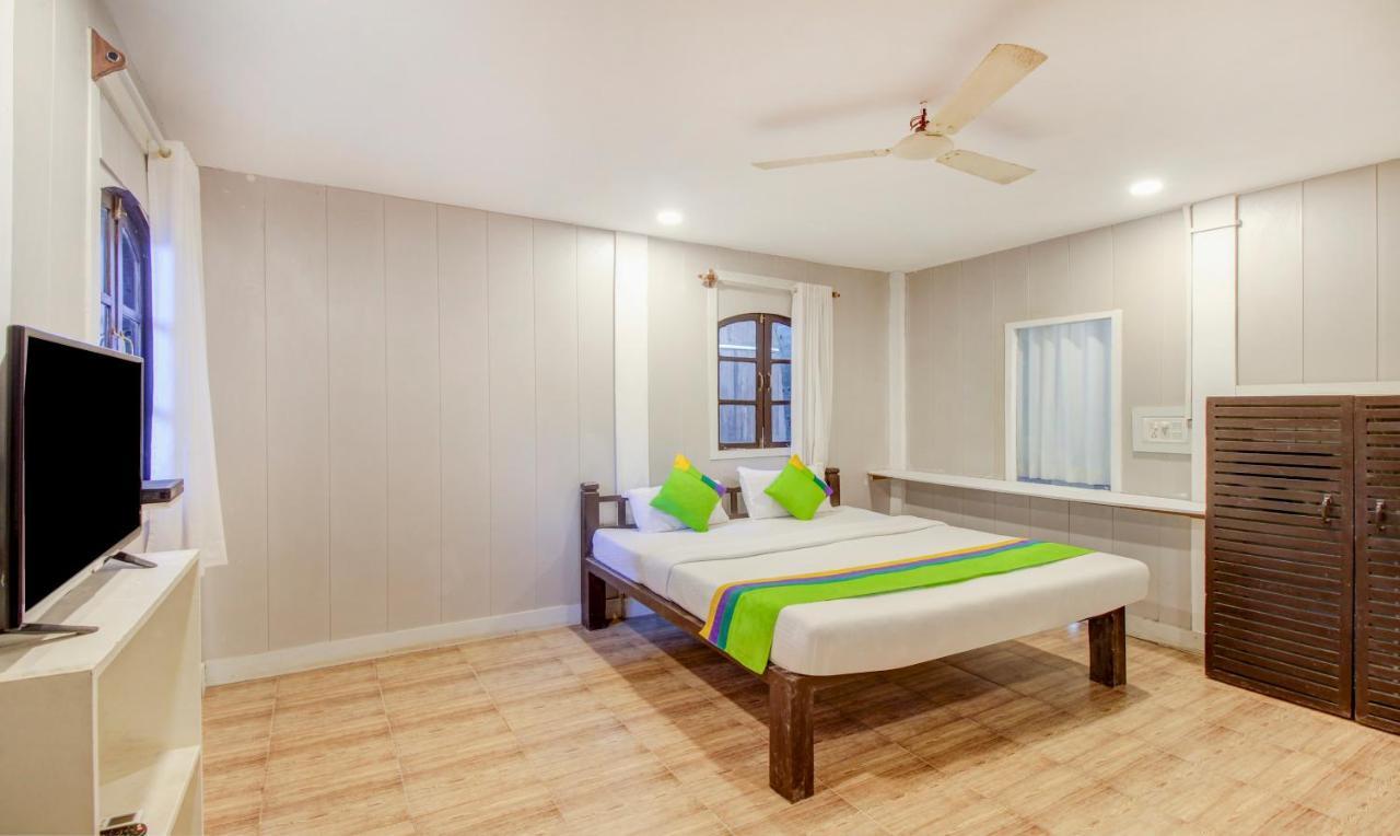 Treebo Trend Ashwem Beach Resort Goa Мандрем Экстерьер фото