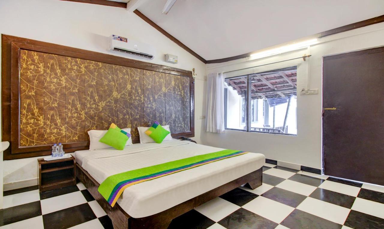 Treebo Trend Ashwem Beach Resort Goa Мандрем Экстерьер фото